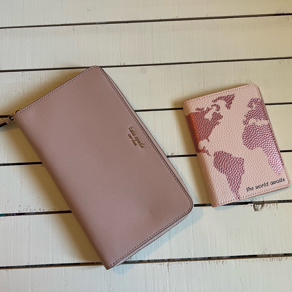 Kate Spade Kaden Laurel Way  Travel Clutch